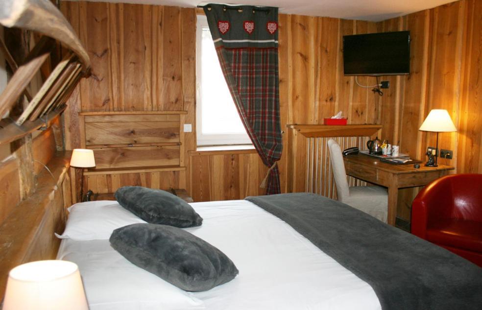 Briançon Hotel Restaurant De La Chaussee מראה חיצוני תמונה