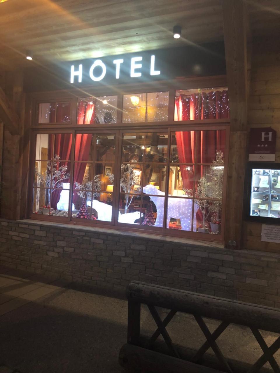 Briançon Hotel Restaurant De La Chaussee מראה חיצוני תמונה