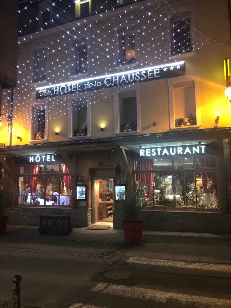 Briançon Hotel Restaurant De La Chaussee מראה חיצוני תמונה